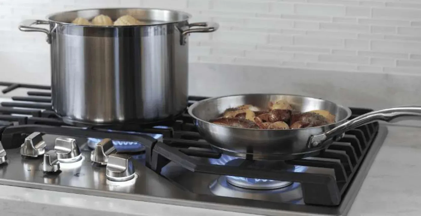 The Dos and Donts of Cleaning Gas Cooktops/profile-gas-cooktop-in-use